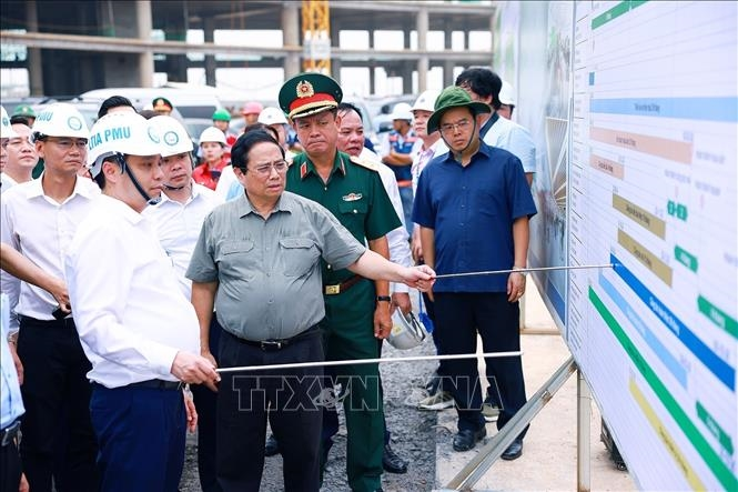 THỜI SỰ 21H30 ĐÊM 24/9/2024: Thủ tướng Phạm Minh Chính yêu cầu mở đợt thi đua hoàn thành cơ bản sân bay Long Thành vào ngày 31/12/2025.
